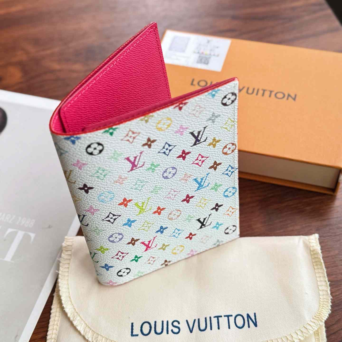 Louis Vuitton LV x TM Passport Cover   M14178 - 