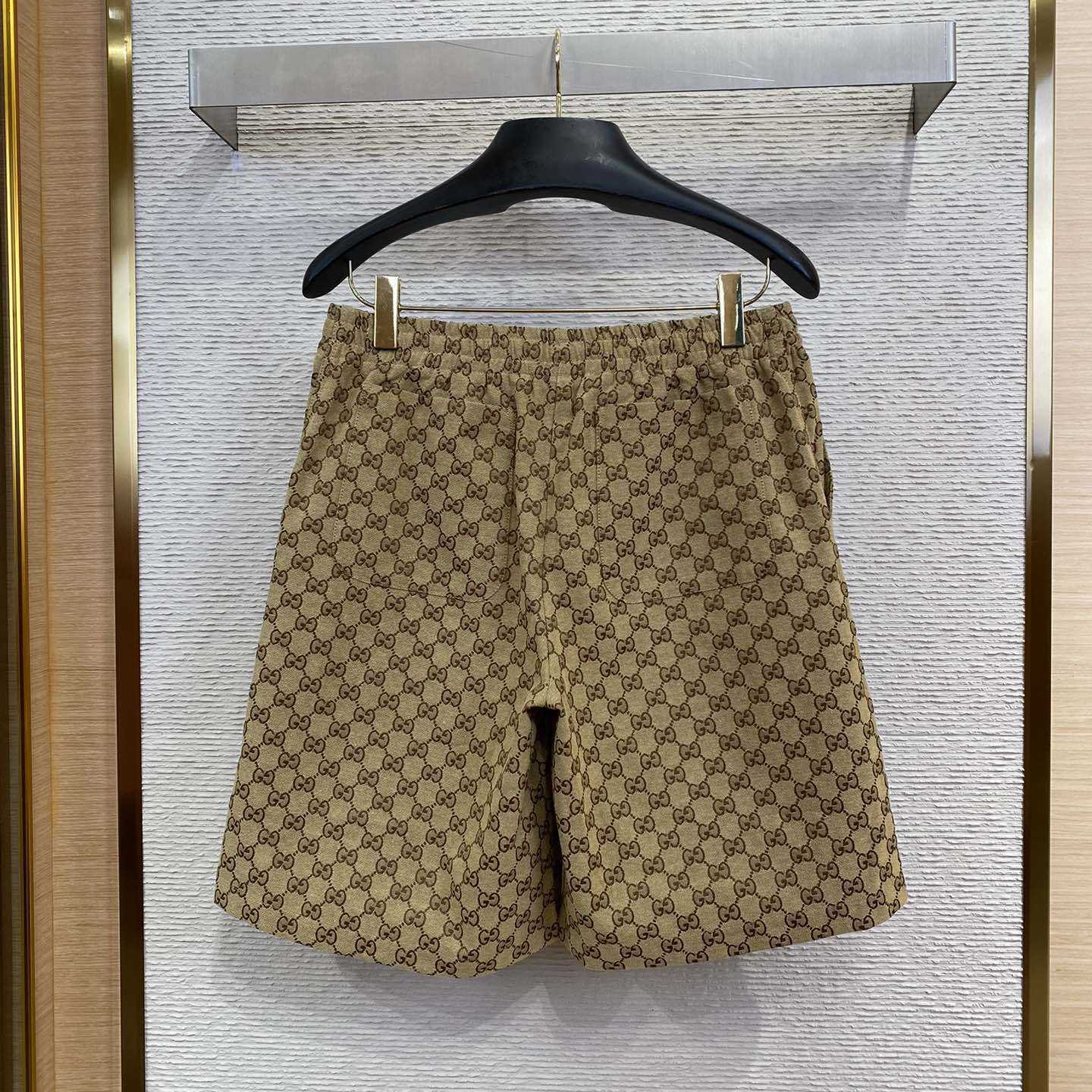 Gucci GG Supreme Shorts - 