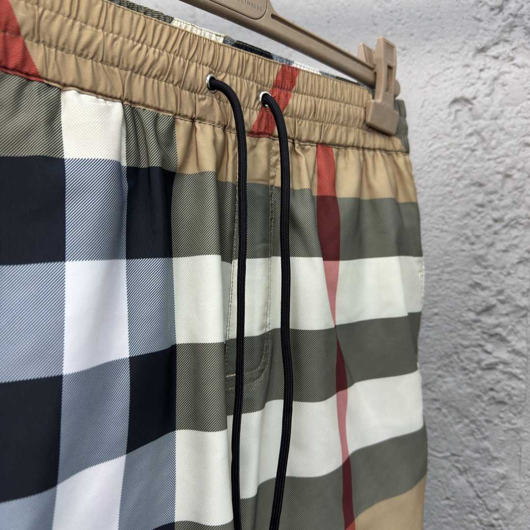 Burberry Shorts    - DesignerGu