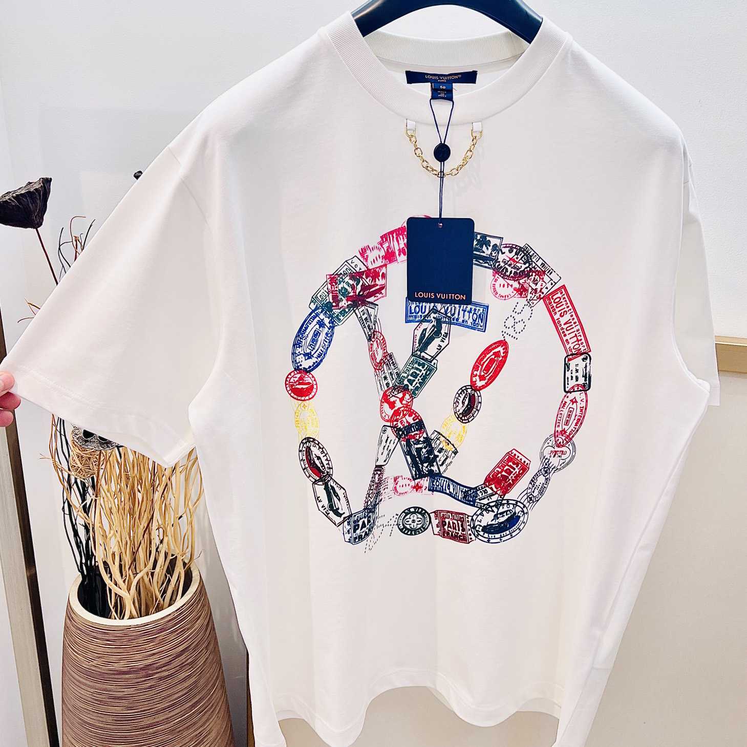 Louis Vuitton Travel Stamp LV Circle T-Shirt  - 