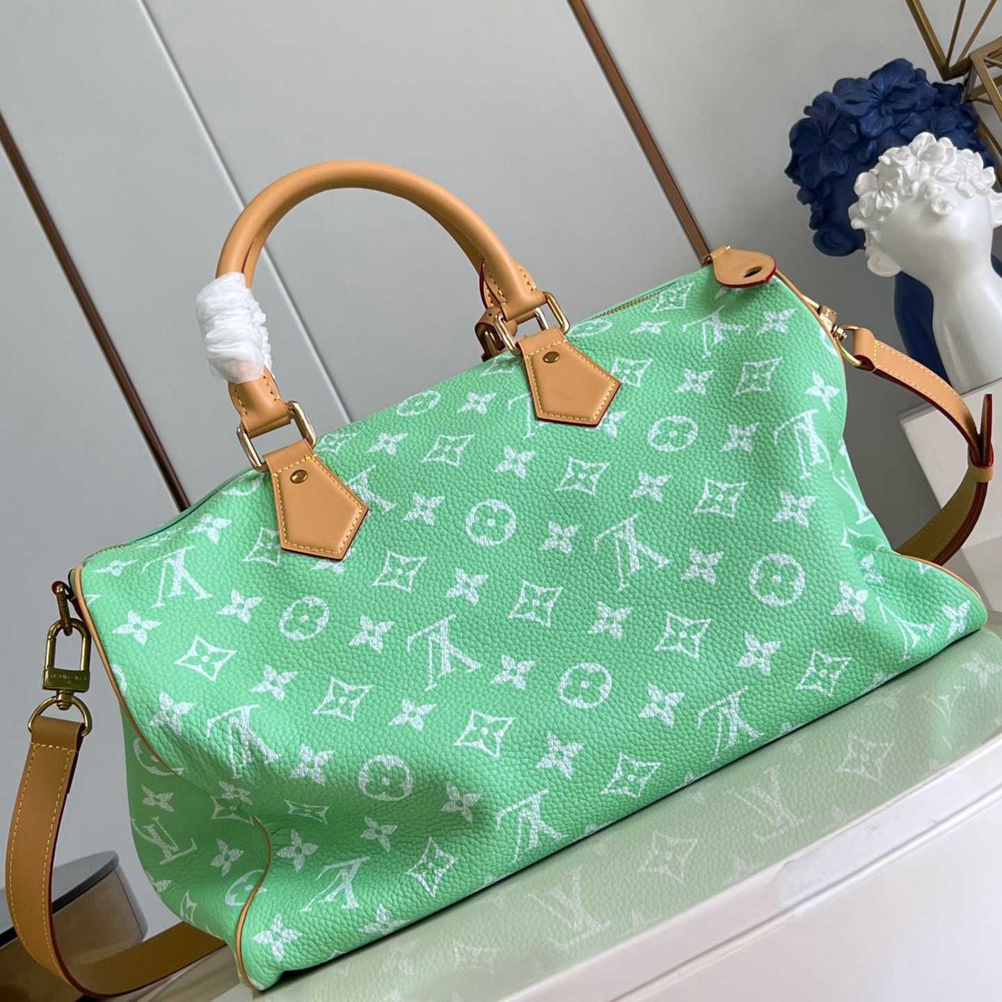 Louis Vuitton Speedy P9 Bandoulière 40   M24419 - DesignerGu