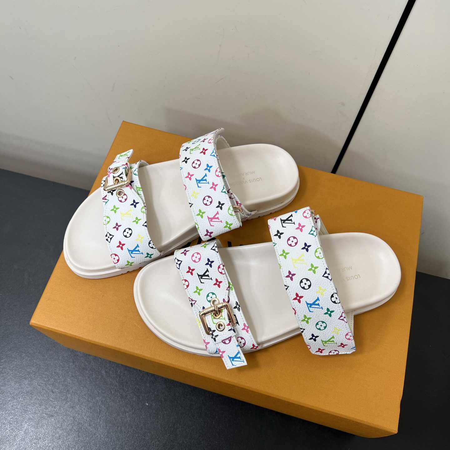 Louis Vuitton LV x TM Bom Dia Flat Comfort Mule   1AGXTV - 