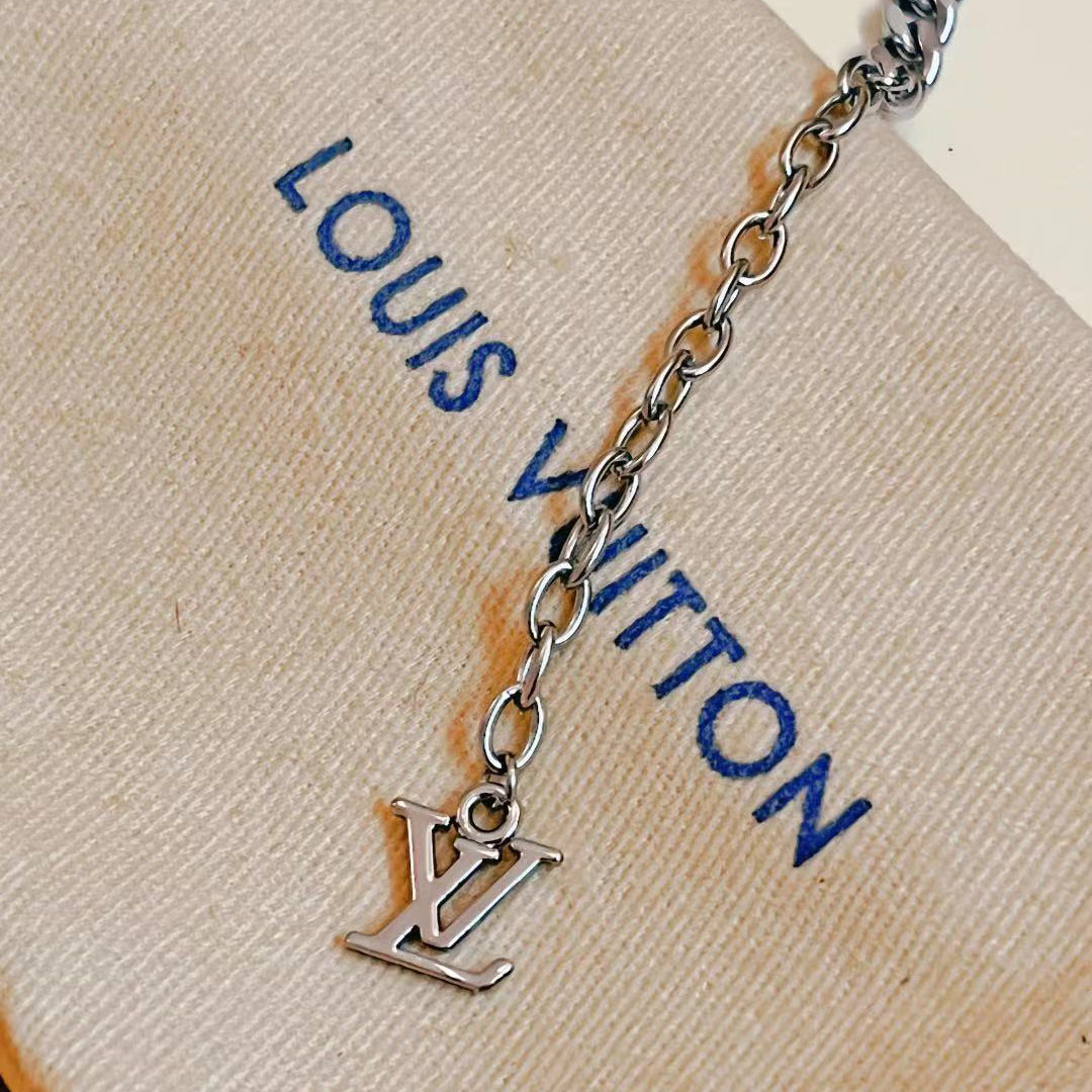 Louis Vuitton Monogram Row Bracelet  M1407A - DesignerGu