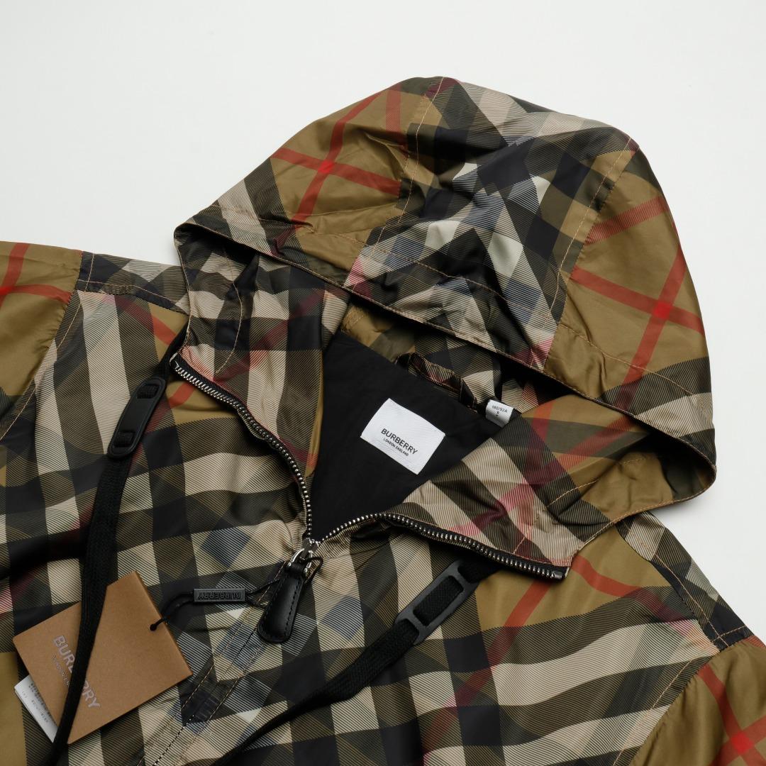 Burberry Check Nylon Jacket  - 
