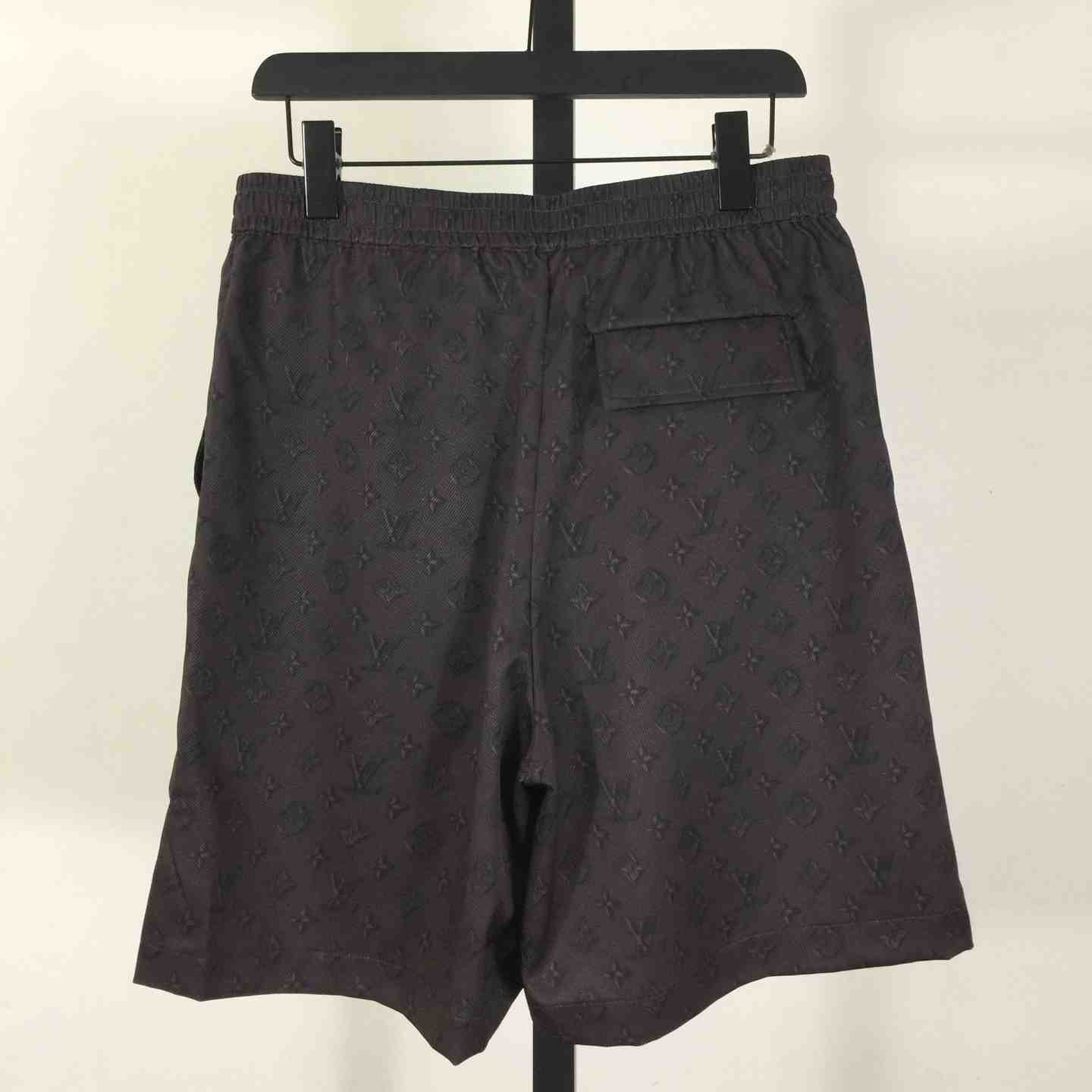 Louis Vuitton Printed Monogram Silk Shorts   1AHCD3 - 
