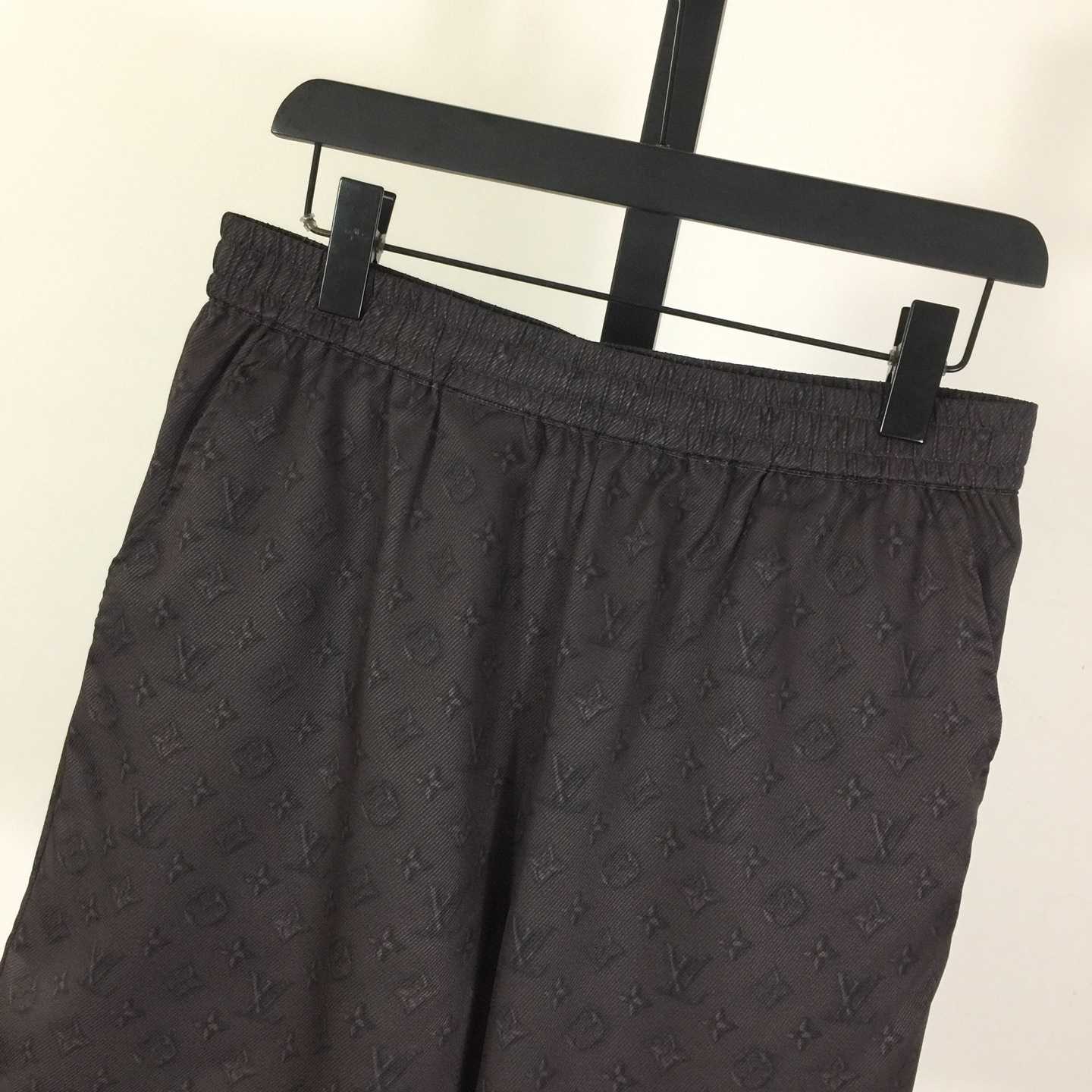 Louis Vuitton Printed Monogram Silk Shorts   1AHCD3 - 