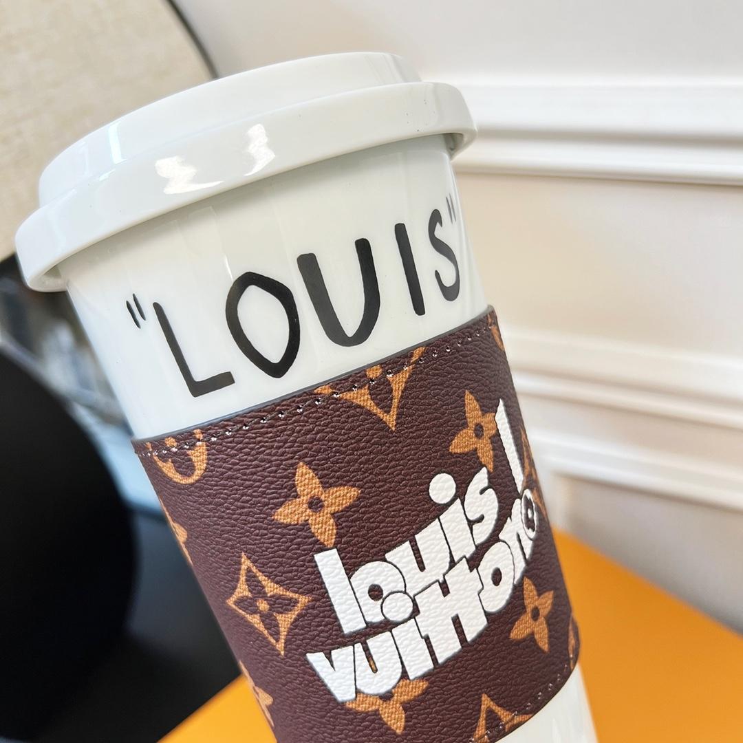 Louis Vuitton Cup Louis - 
