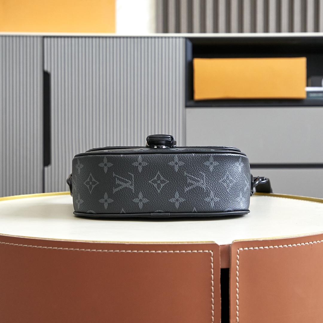 Louis Vuitton Montsouris Messenger PM   M12519 - DesignerGu