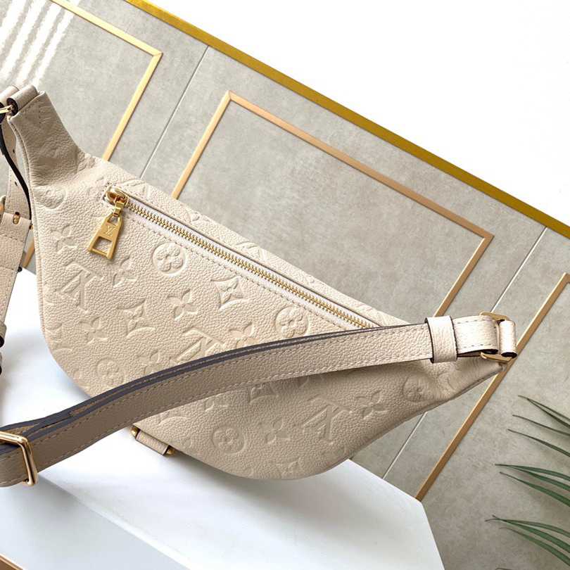Louis Vuitton Bumbag  M44812  - DesignerGu