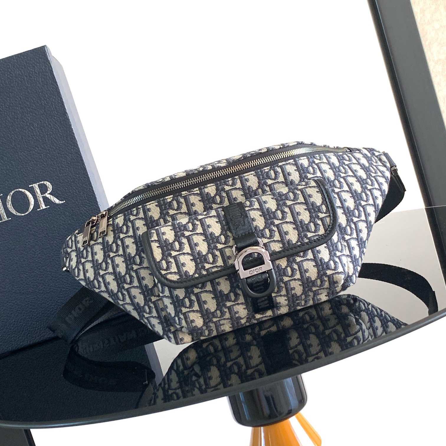 Dior 8 Belt Bag  - DesignerGu