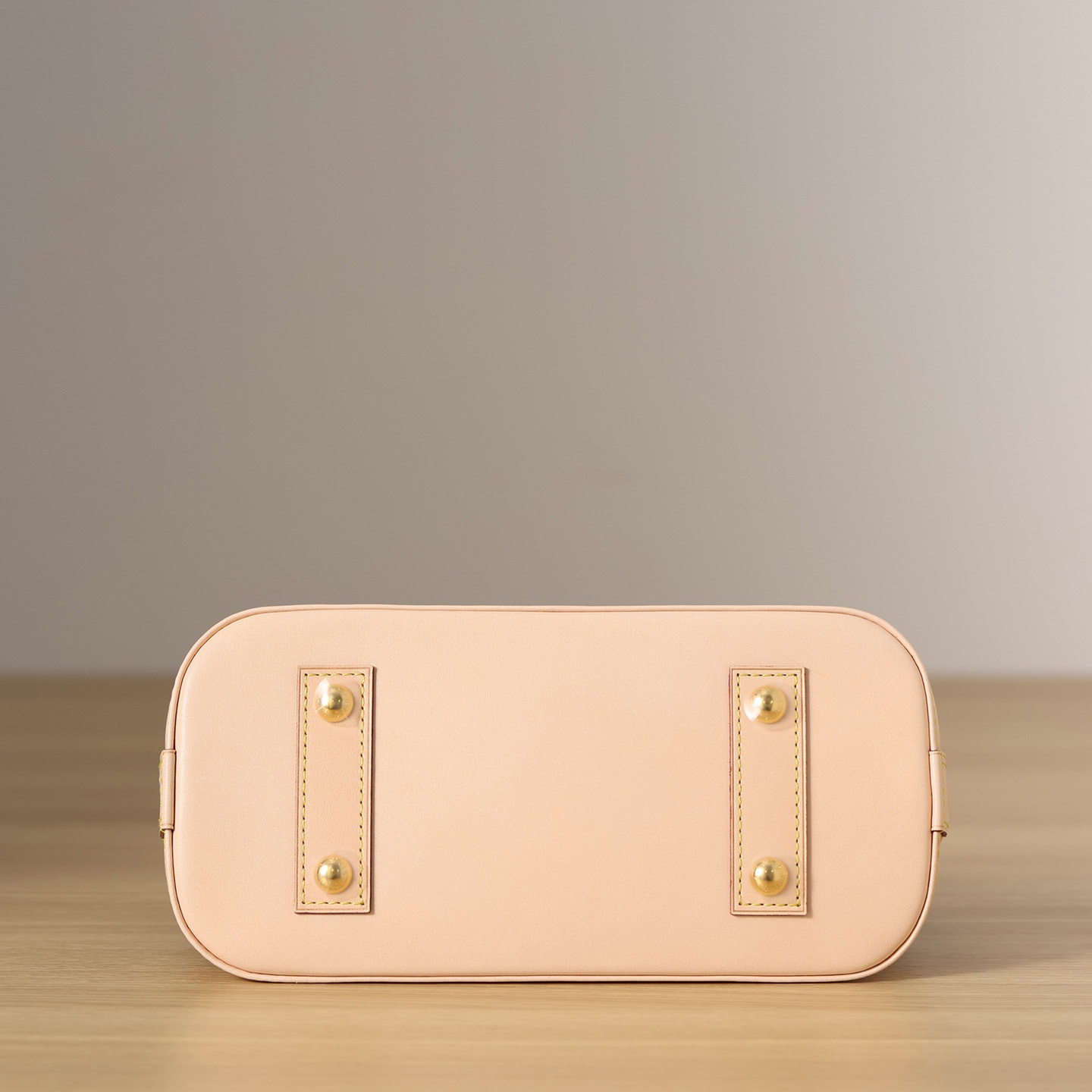 Louis Vuitton Alma BB Handbag (23.5-17.5-11.5cm)     M53152 - DesignerGu