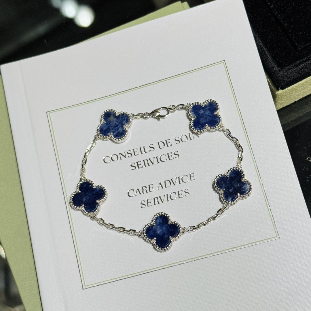 Van Cleef & Arpels Bracelet - DesignerGu