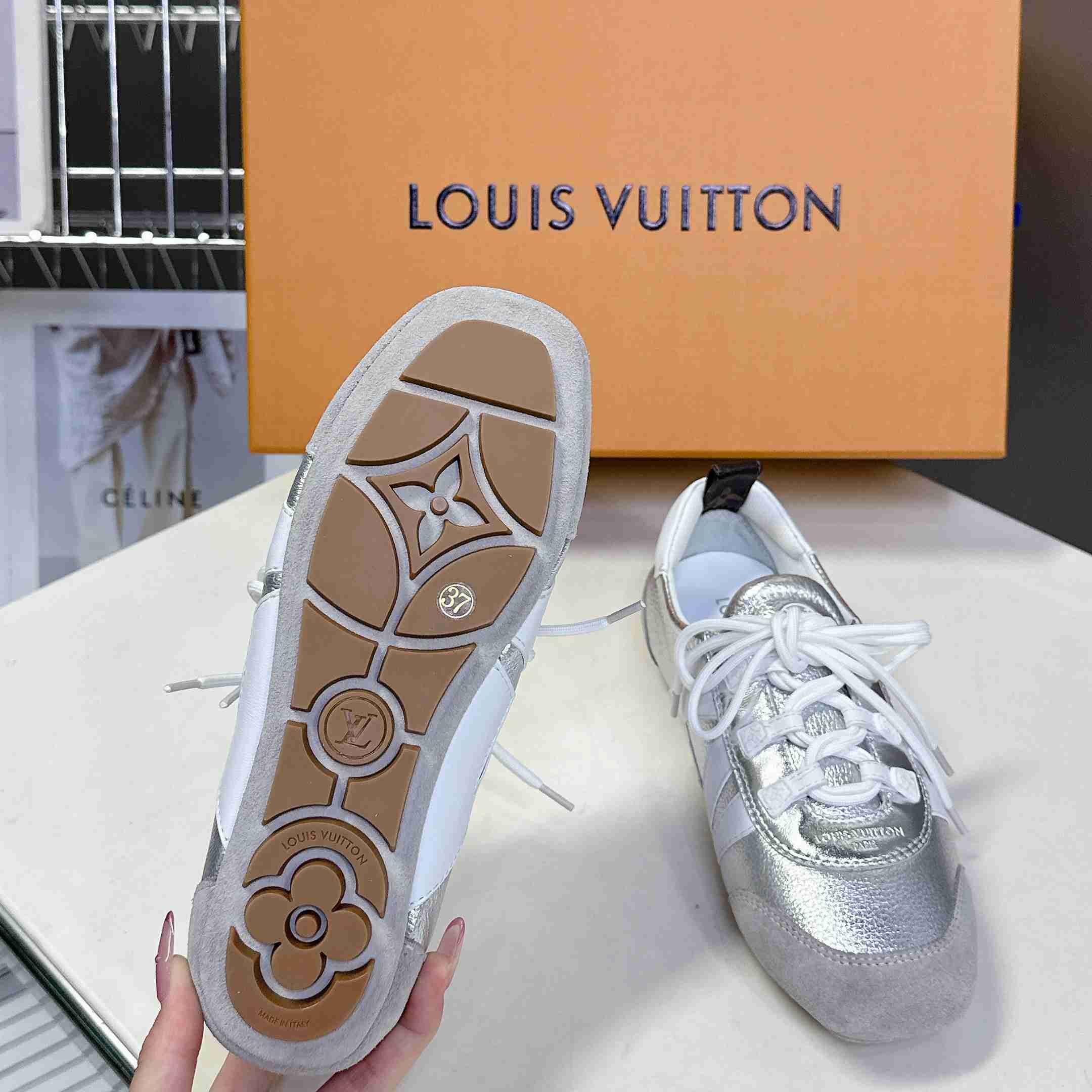 Louis Vuitton LV Sneakerina   1AHOJD - DesignerGu