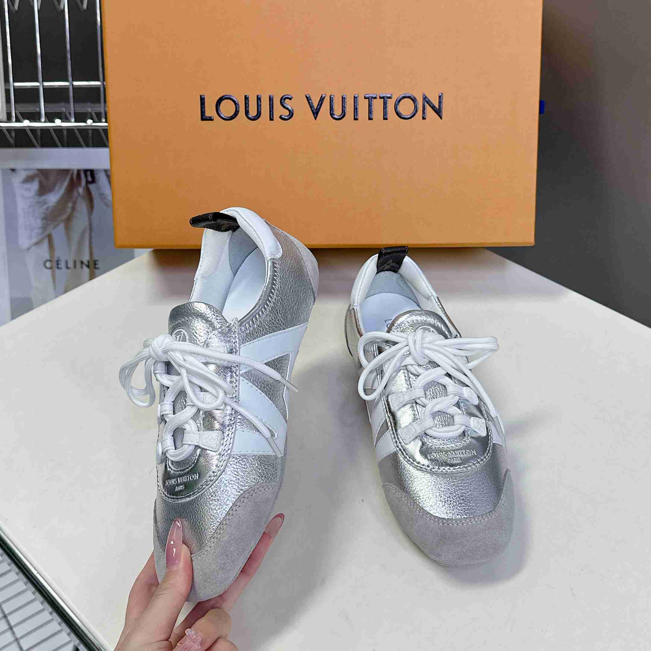 Louis Vuitton LV Sneakerina   1AHOJD - DesignerGu