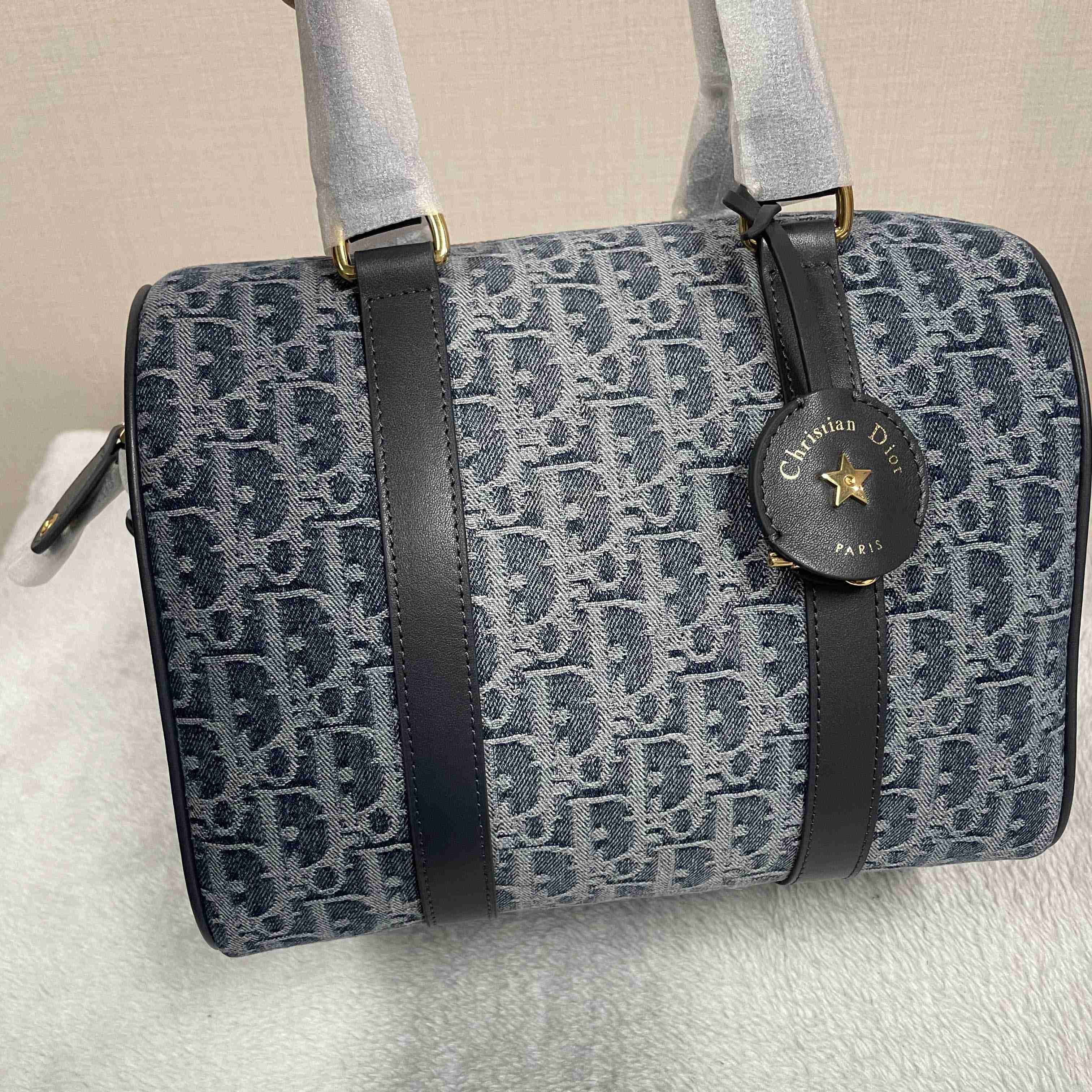 Dior Groove 25 Bag   - DesignerGu