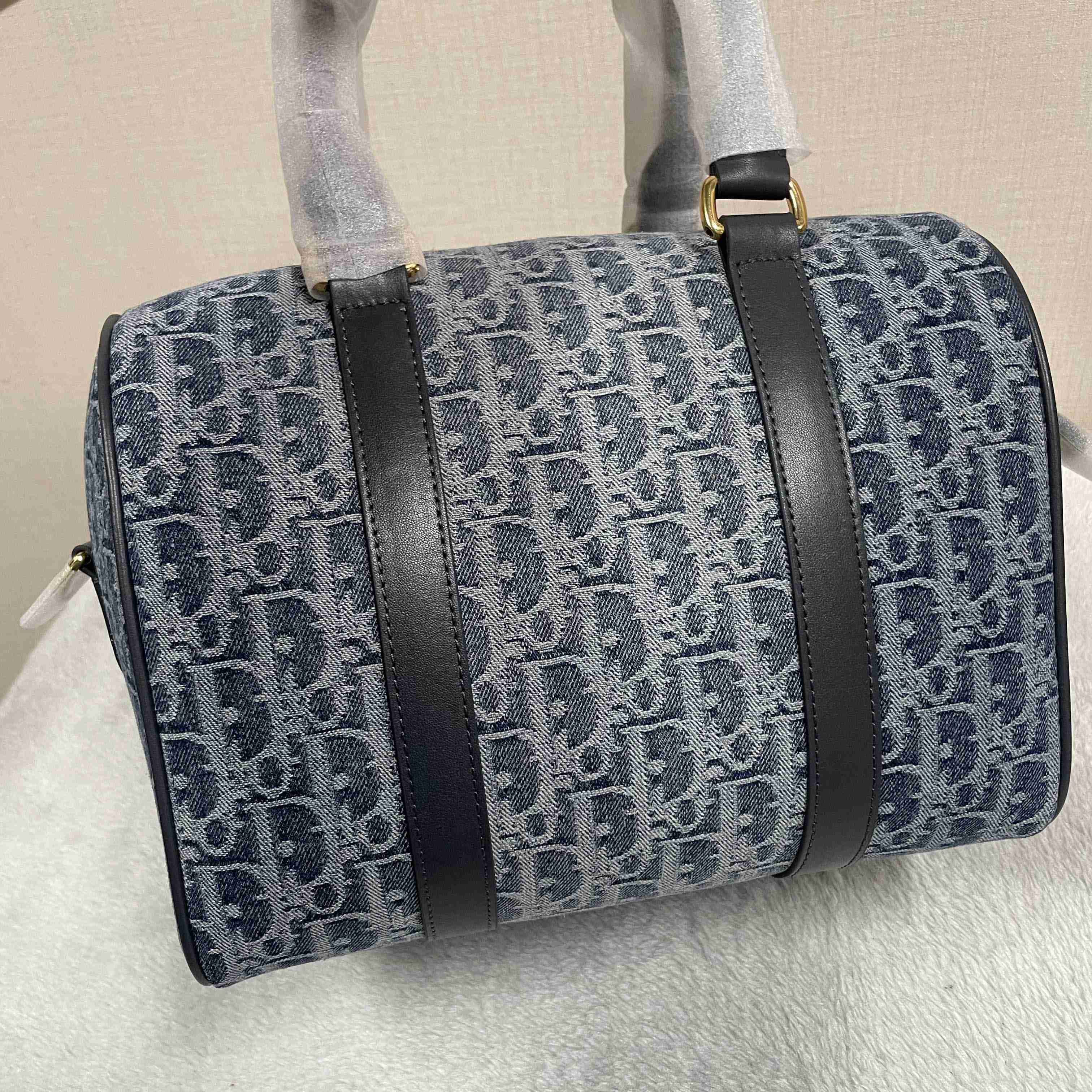 Dior Groove 25 Bag   - DesignerGu