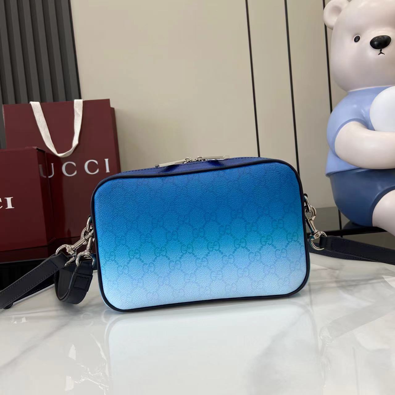 Gucci Chroma Small Crossbody Bag - DesignerGu