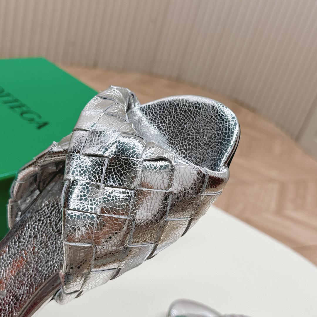 Bottega Veneta Blink Flat Mule - DesignerGu