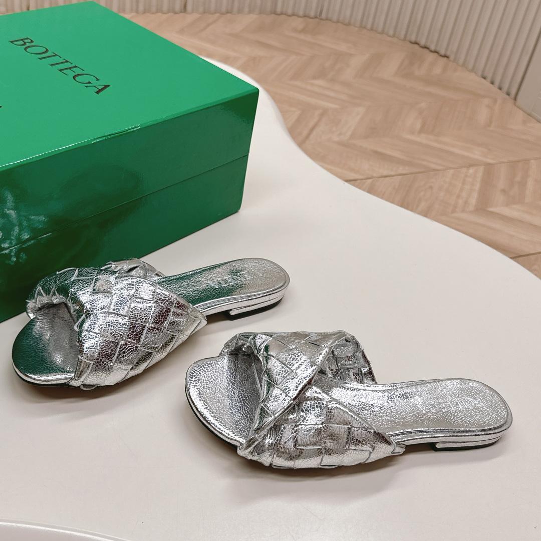 Bottega Veneta Blink Flat Mule - DesignerGu