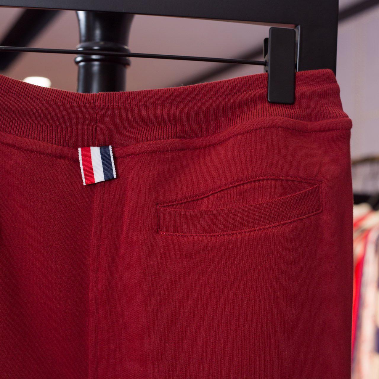 Thom Browne 4 Bar Sweatpants    TB21 - DesignerGu