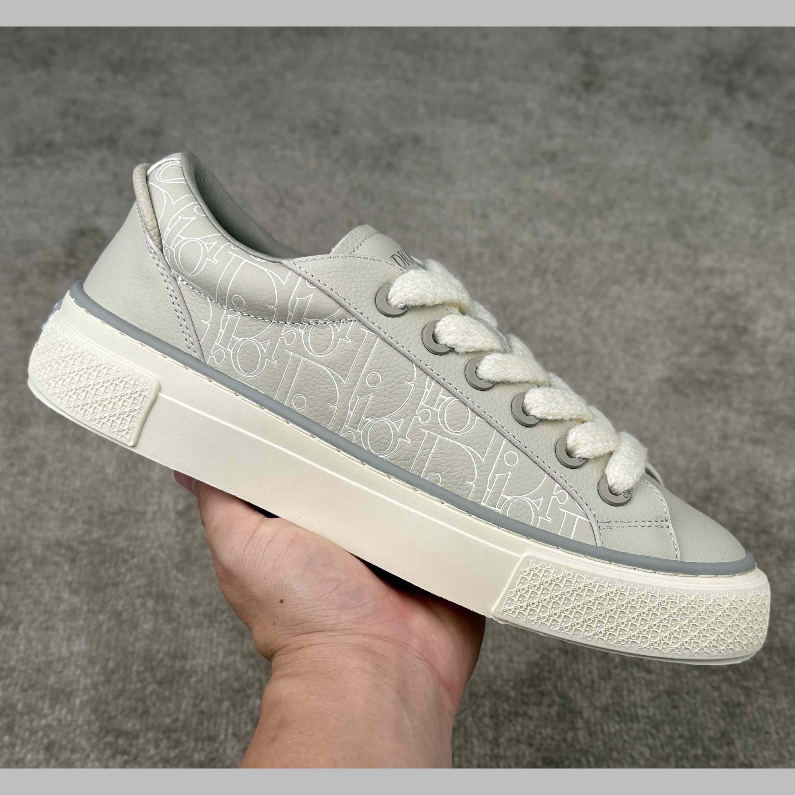 Dior B33 Spin Sneaker  - DesignerGu