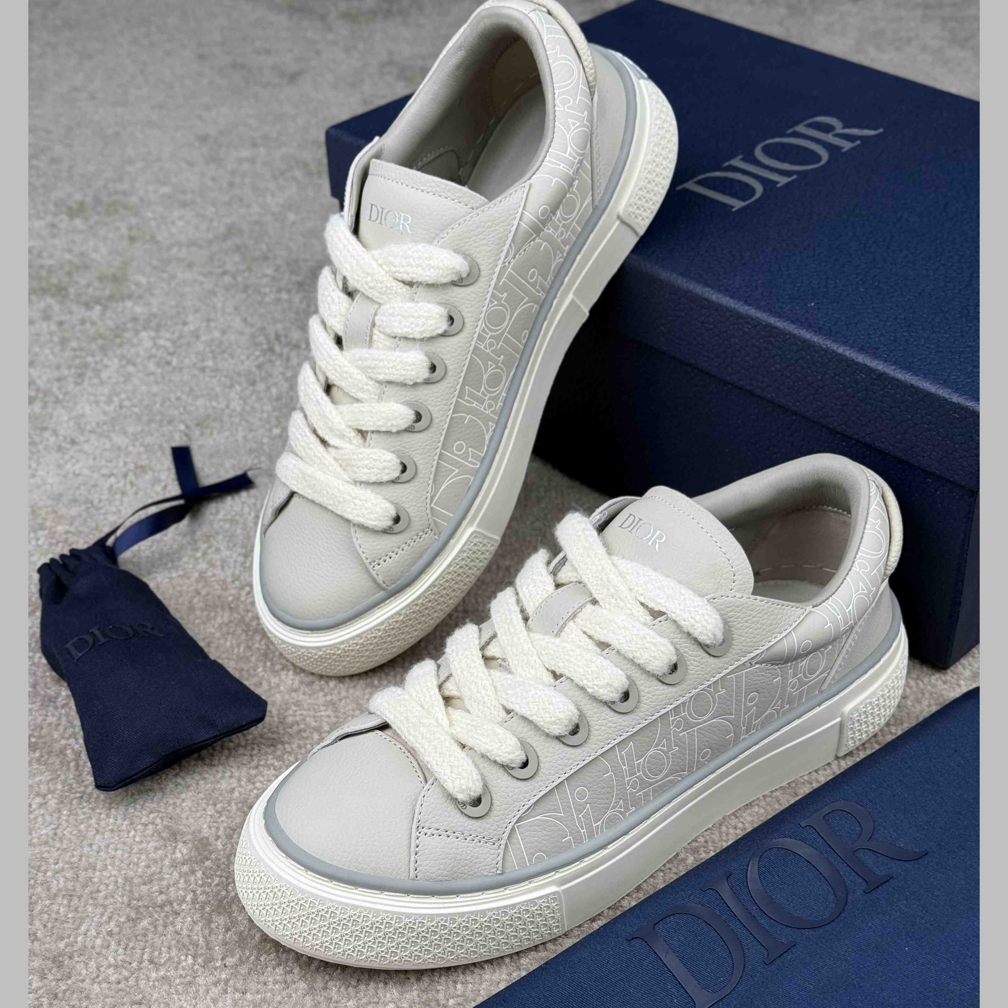 Dior B33 Spin Sneaker  - DesignerGu