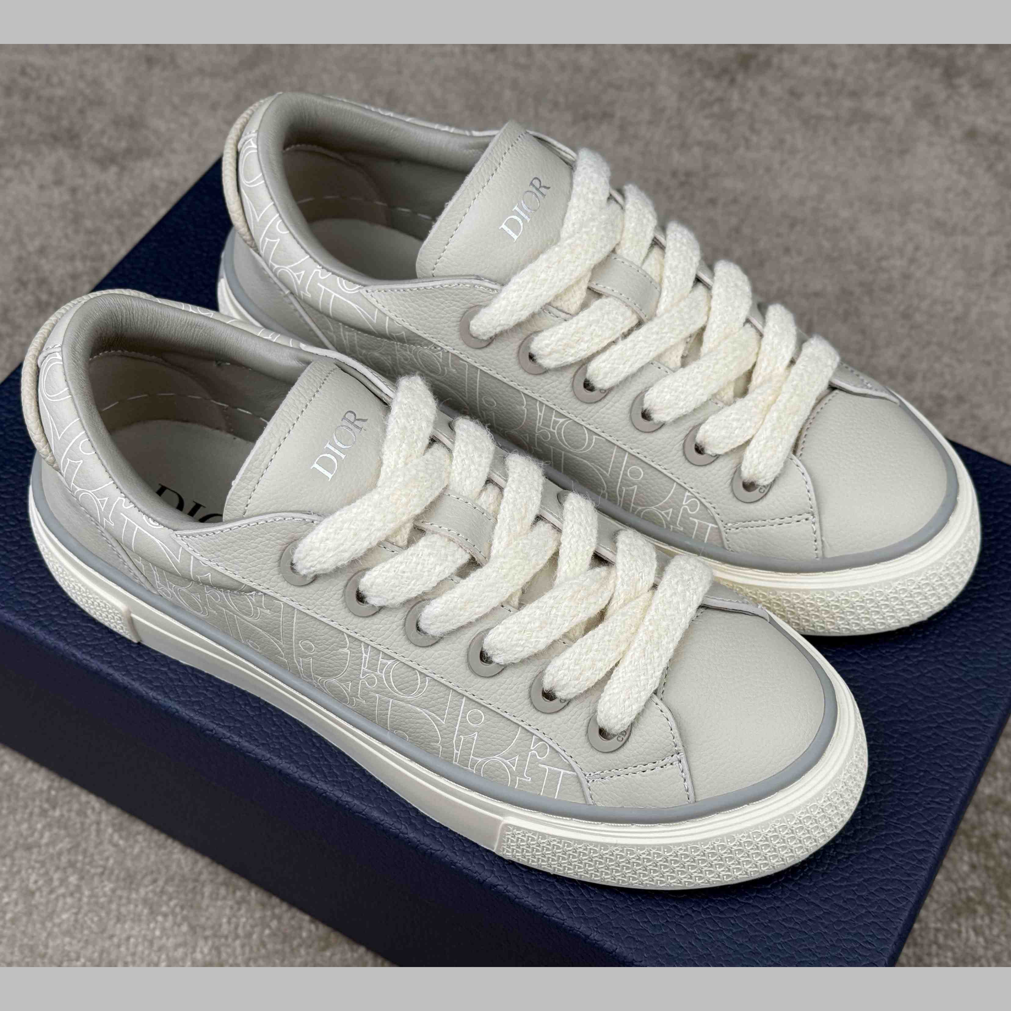 Dior B33 Spin Sneaker  - DesignerGu