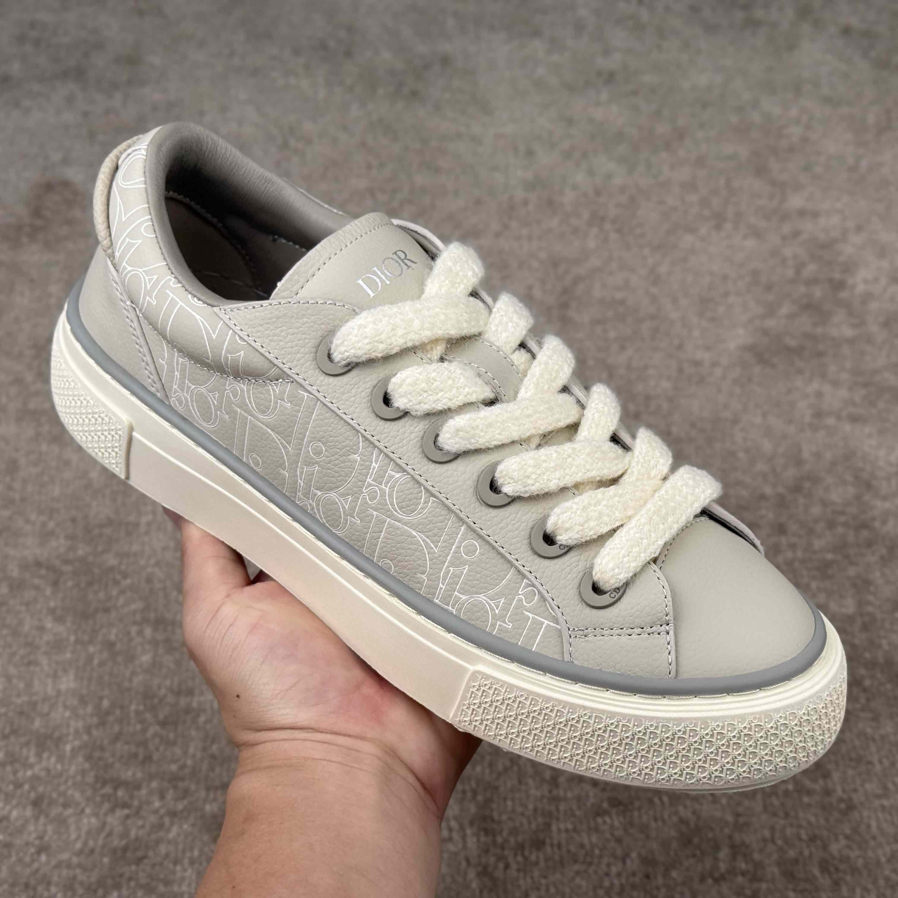 Dior B33 Spin Sneaker  - DesignerGu