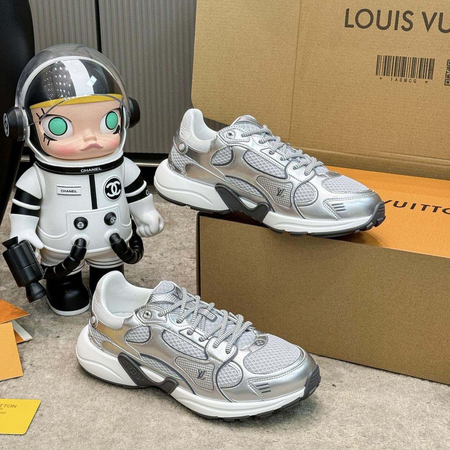 Louis Vuitton LV Olympia Sneaker   1AHOI1 - DesignerGu