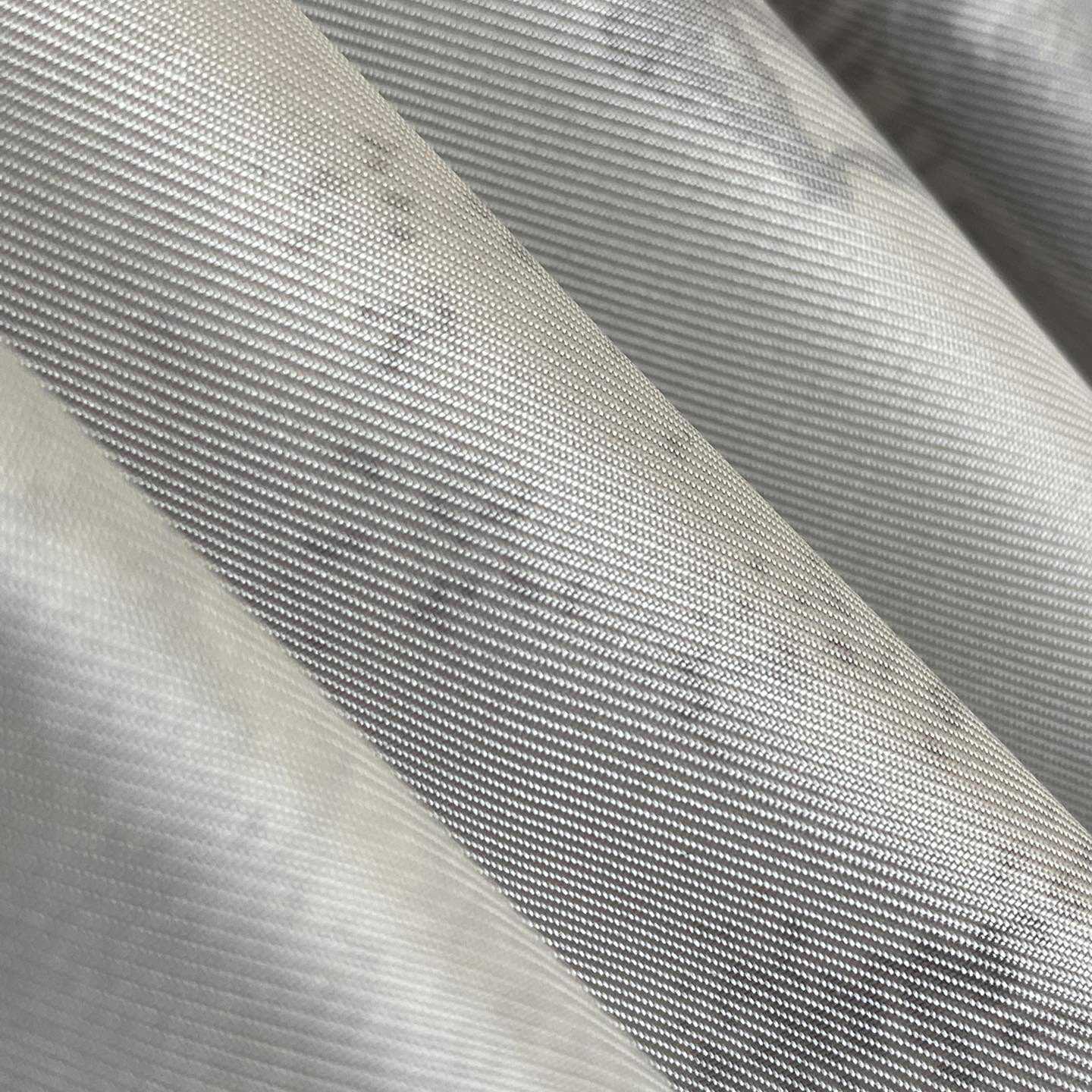 Louis Vuitton Long-Sleeved Silk Shirt    1AGJN4 - DesignerGu