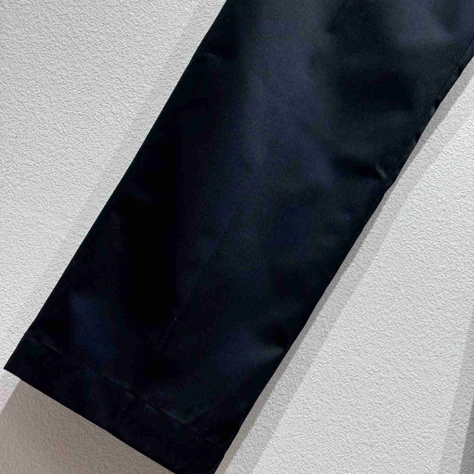 Louis Vuitton Signature Chino Pants - DesignerGu