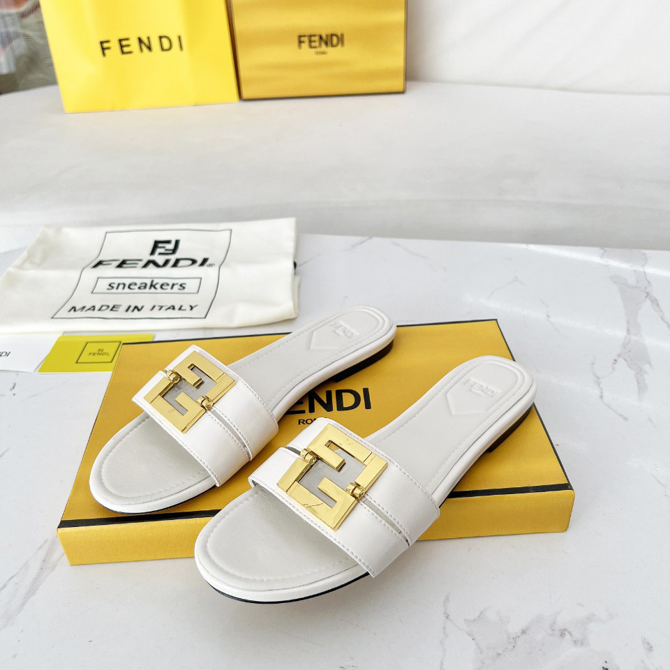 Fendi FFold White Leather Sandals - DesignerGu