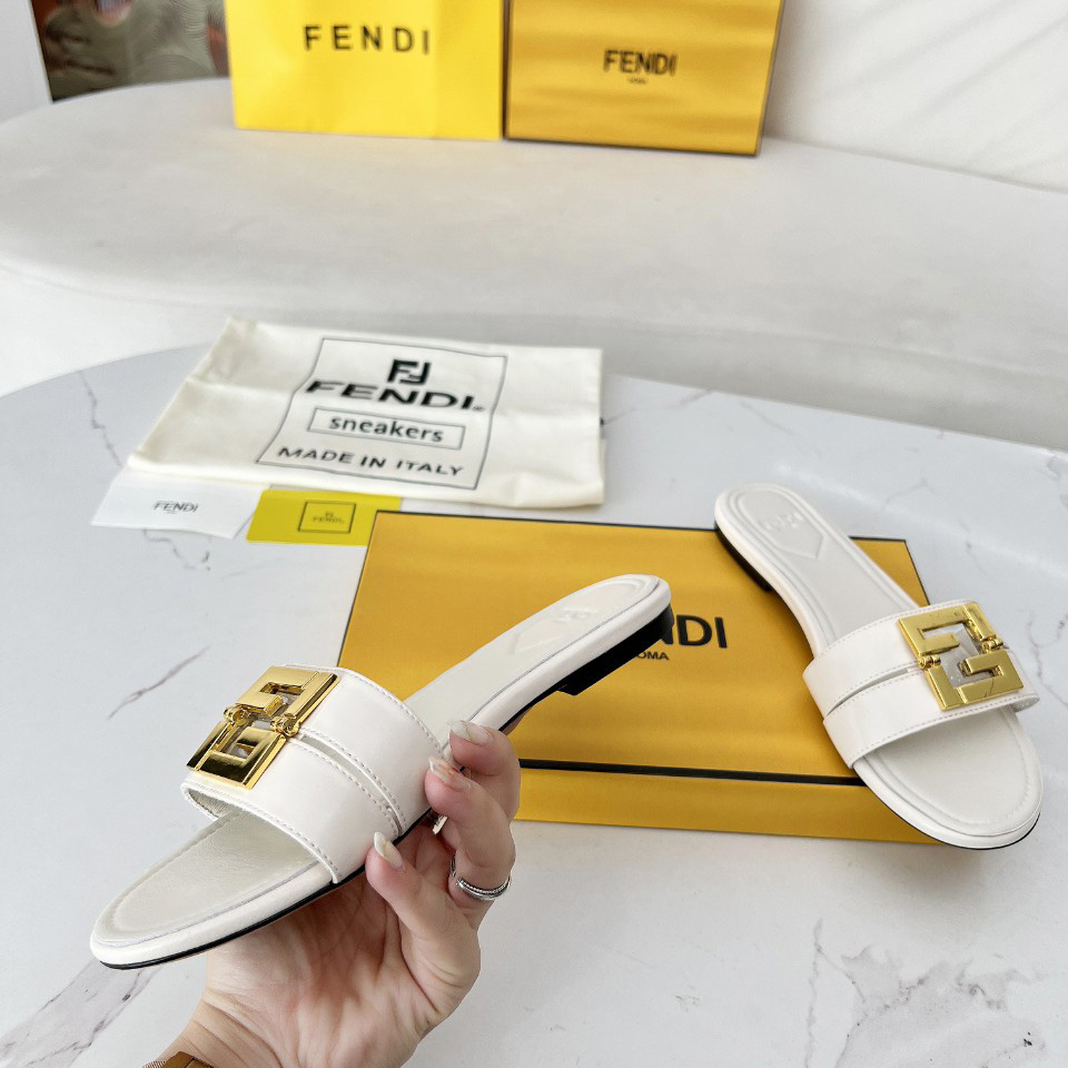 Fendi FFold White Leather Sandals - DesignerGu