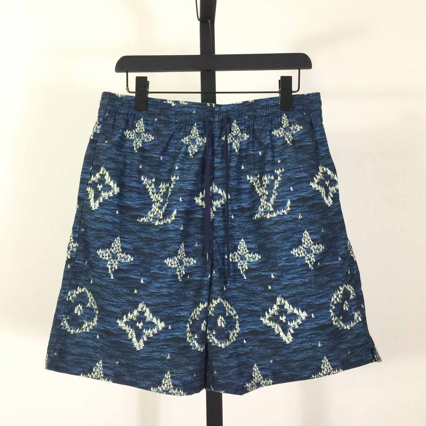 Louis Vuitton Printed Monogram Swim Shorts   1AHVZA - DesignerGu