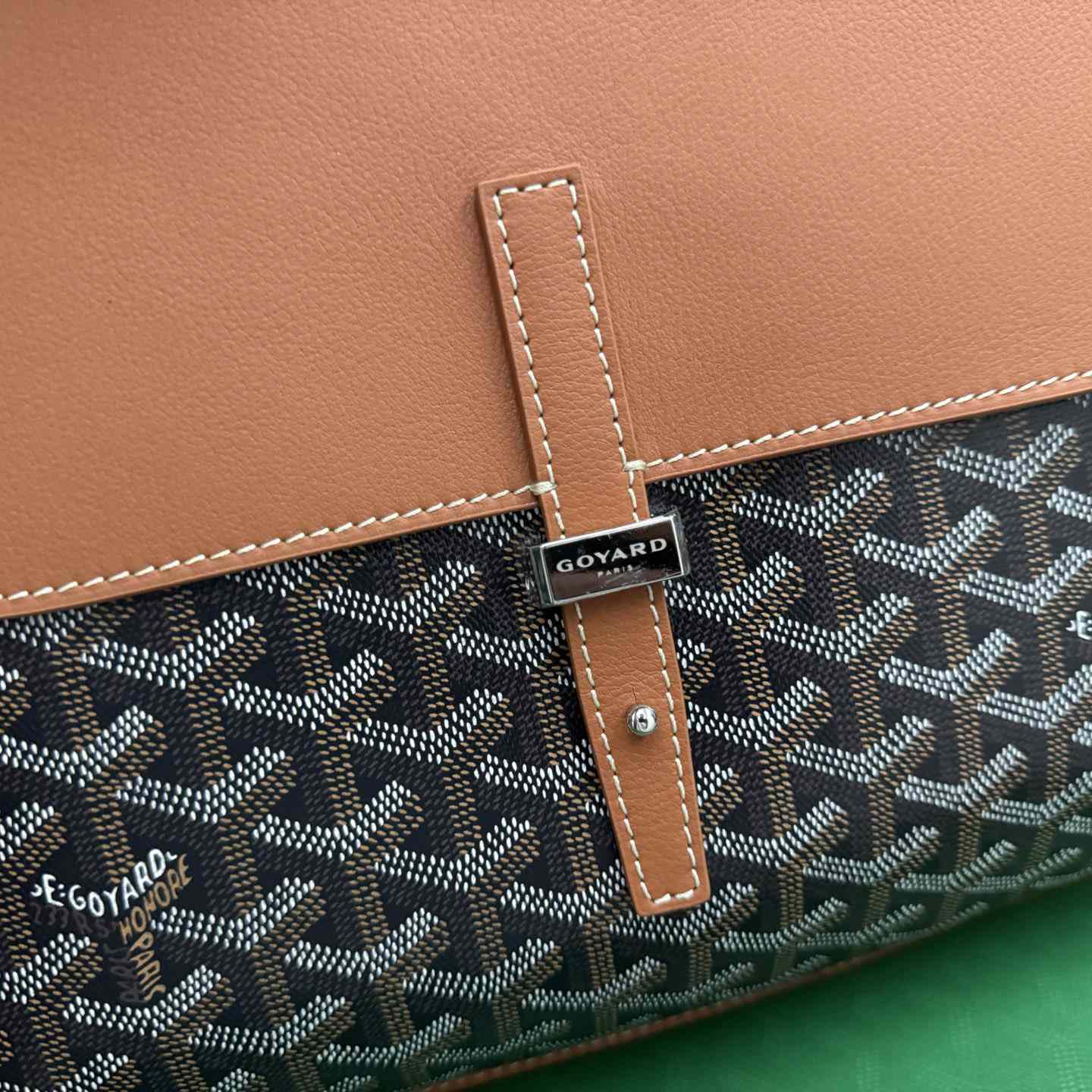 Goyard Coursier Messenger Bag - DesignerGu