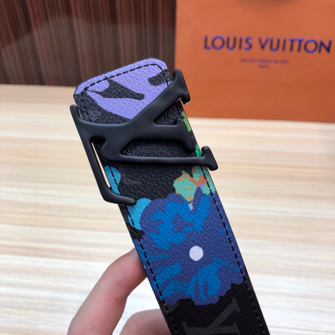 Louis Vuitton Reversible Belt - DesignerGu