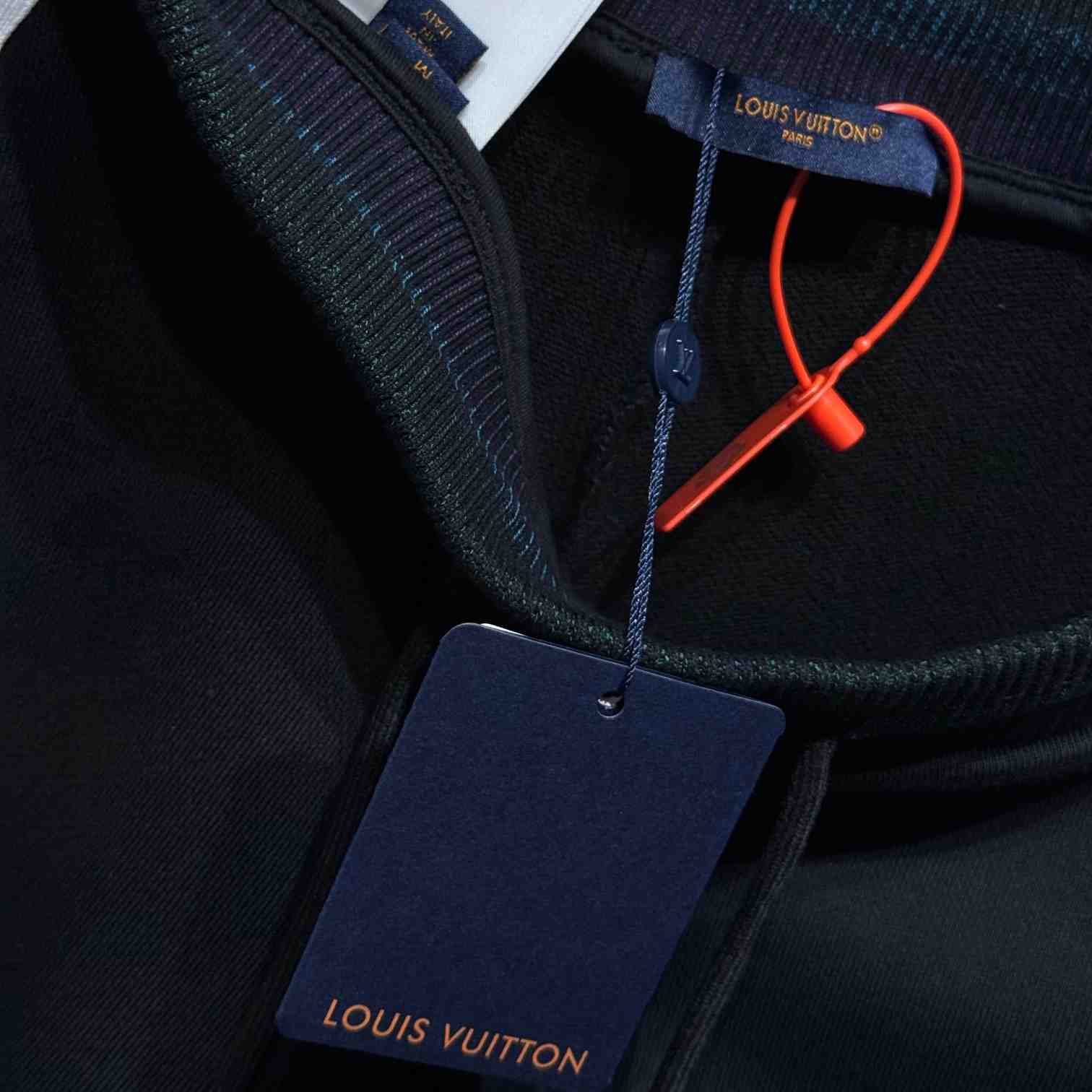 Louis Vuitton Cotton Jersey College Shorts   1AGTR9 - DesignerGu