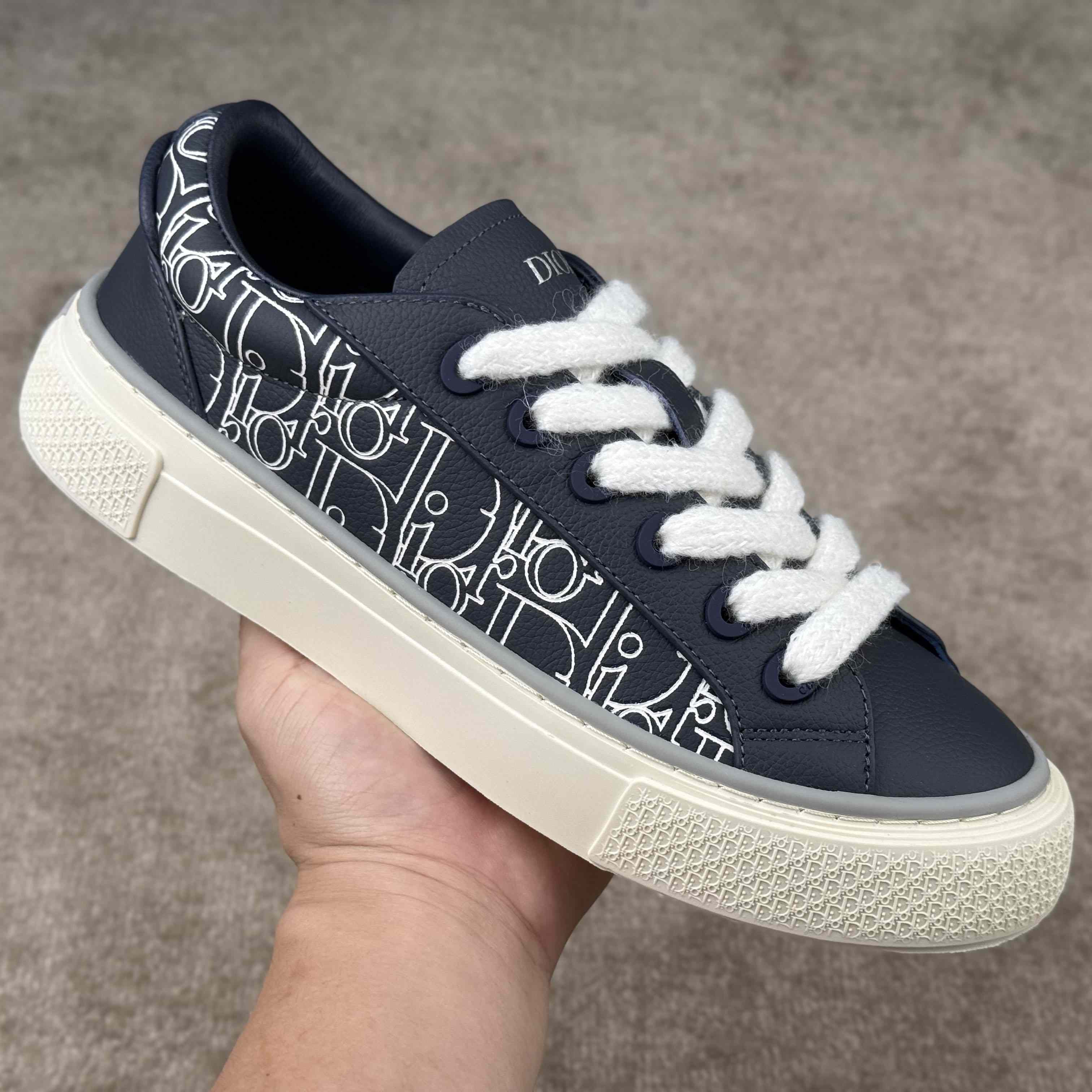 Dior B33 Spin Sneaker  - DesignerGu