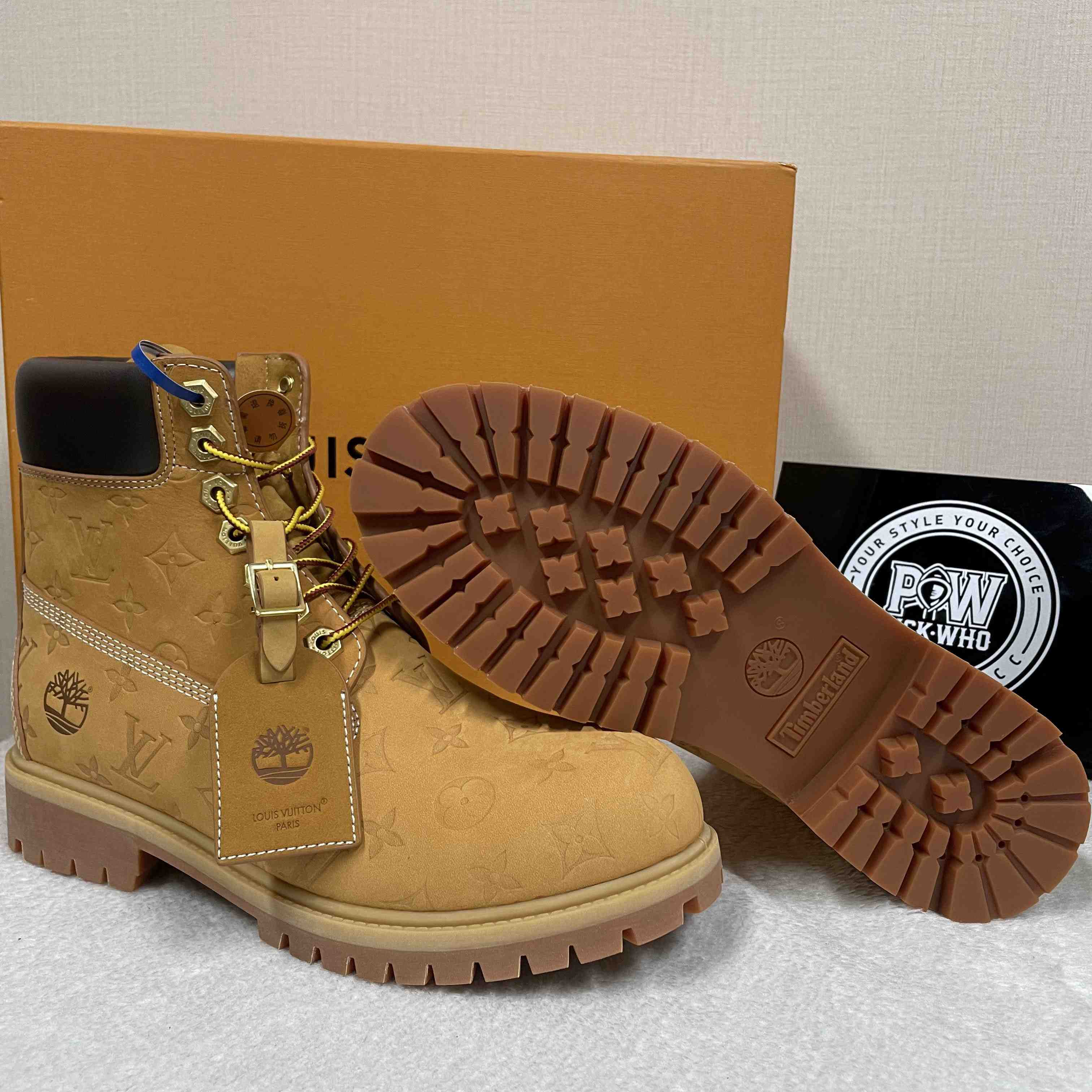 Louis Vuitton Timberland  Ankle Boot - DesignerGu