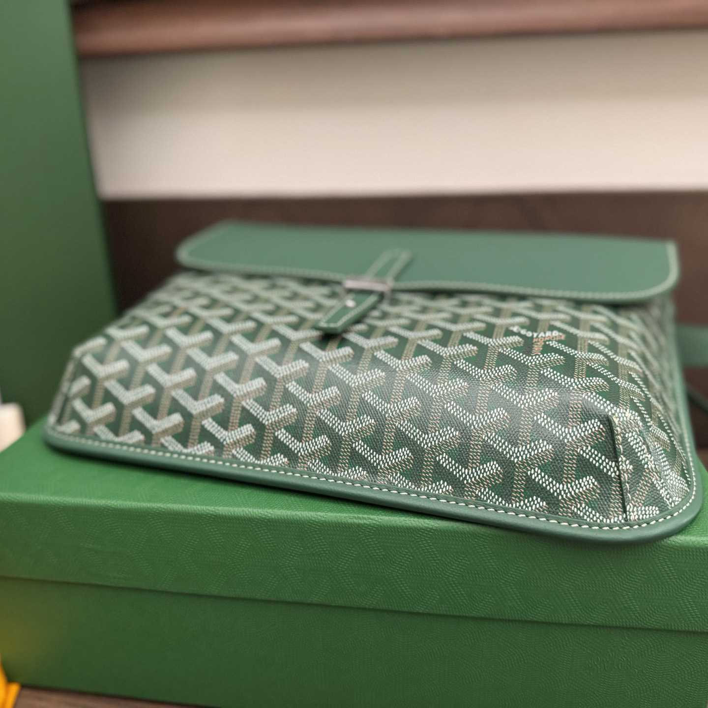 Goyard Coursier Messenger Bag - DesignerGu