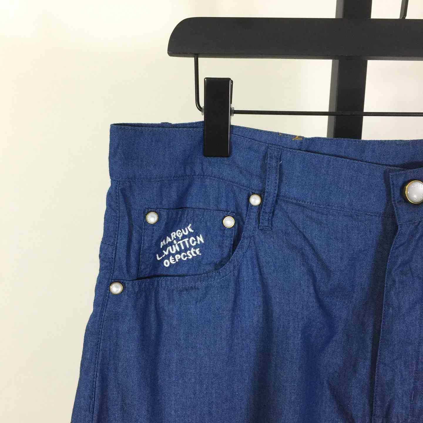 Louis Vuitton Embroidered Chambray Shorts   1AHVBT - DesignerGu