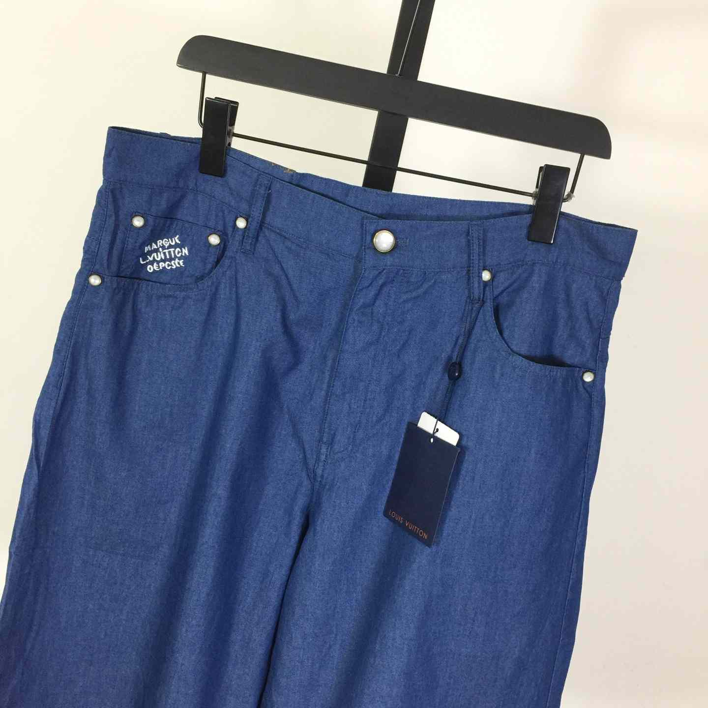 Louis Vuitton Embroidered Chambray Shorts   1AHVBT - DesignerGu