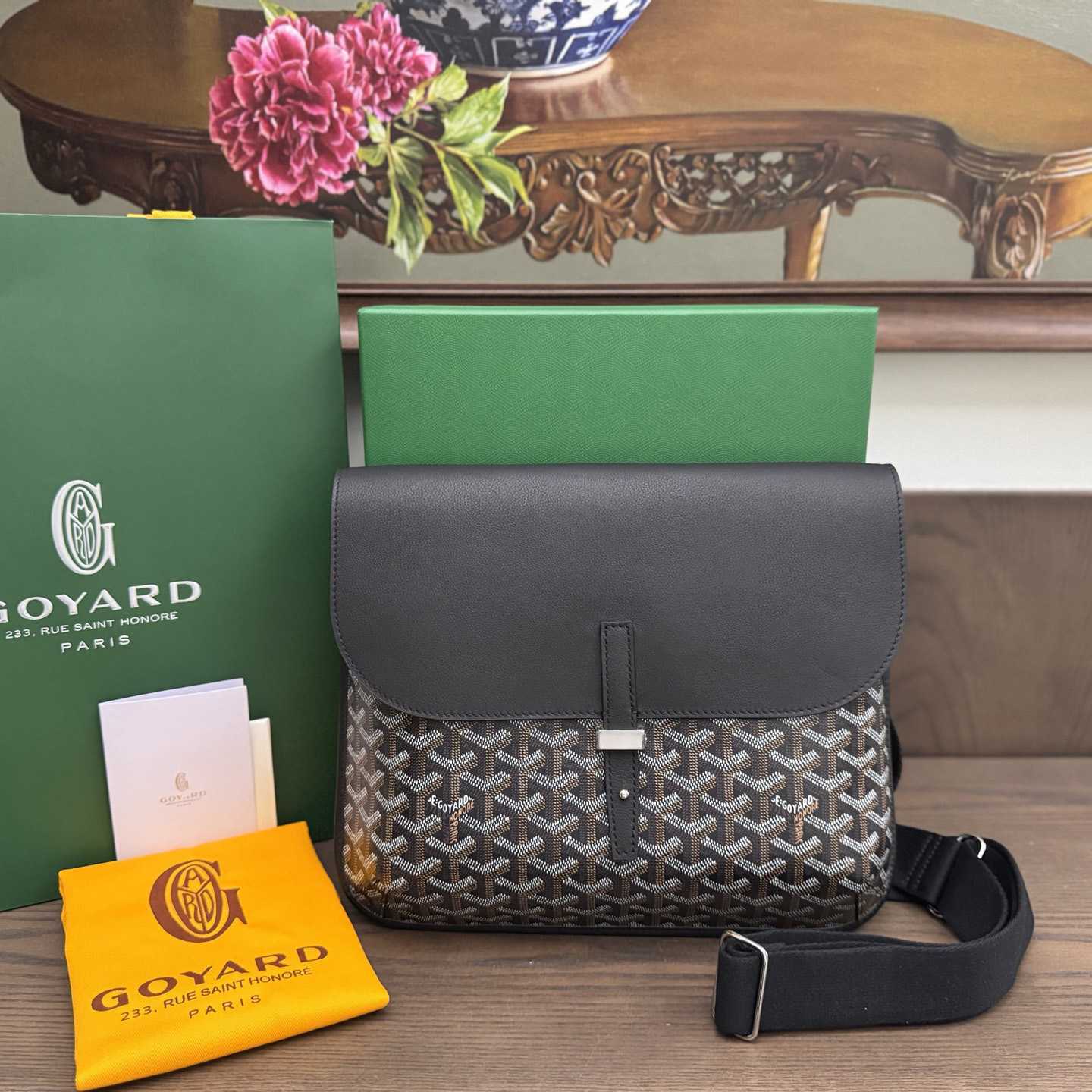 Goyard Coursier Messenger Bag - DesignerGu