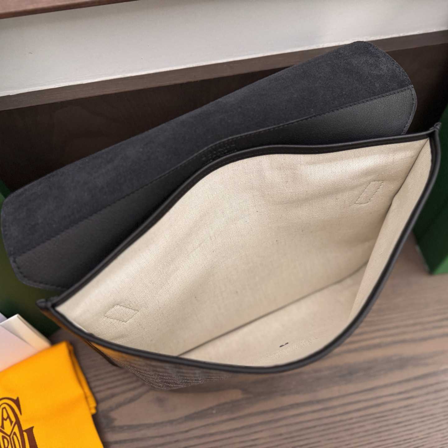 Goyard Coursier Messenger Bag - DesignerGu