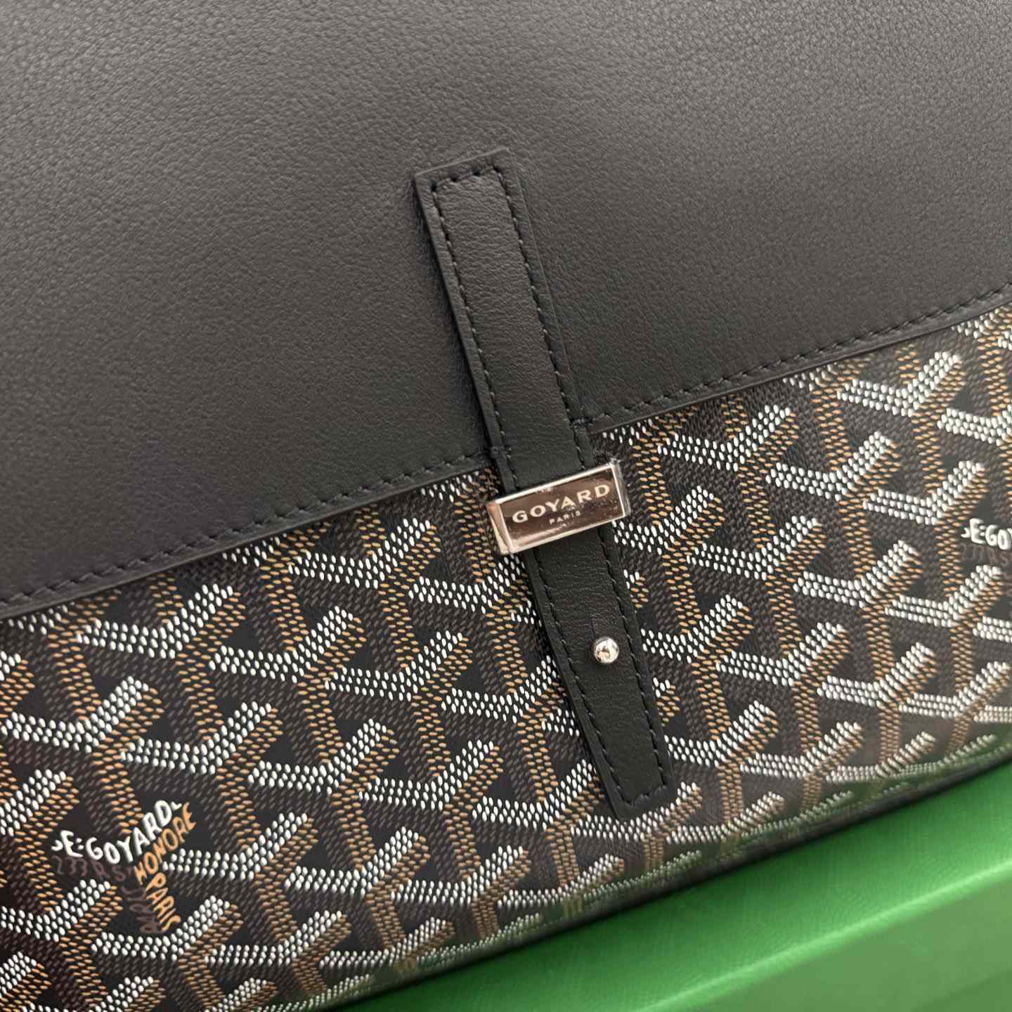 Goyard Coursier Messenger Bag - DesignerGu
