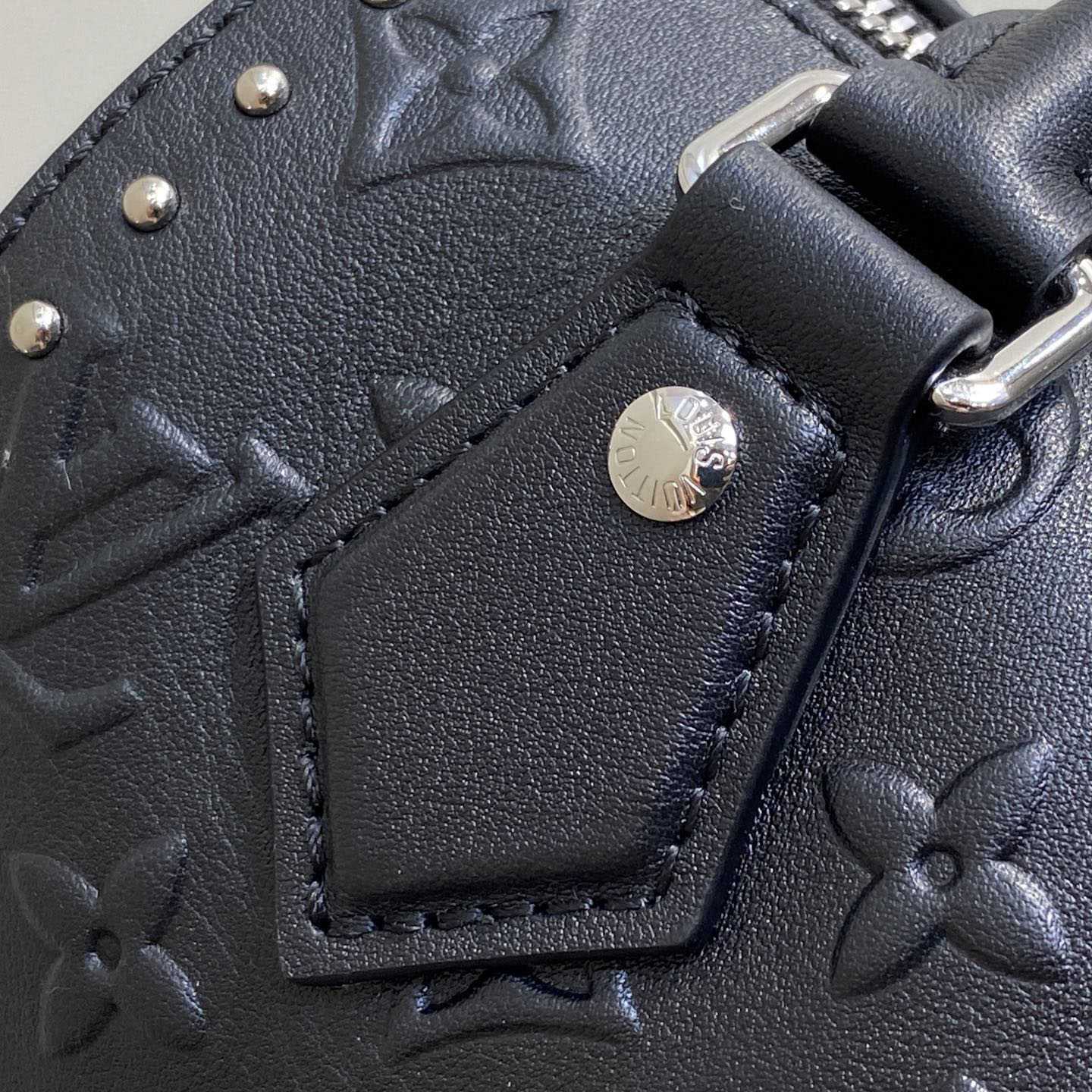 Louis Vuitton Speedy Trunk 20   M14575 - DesignerGu