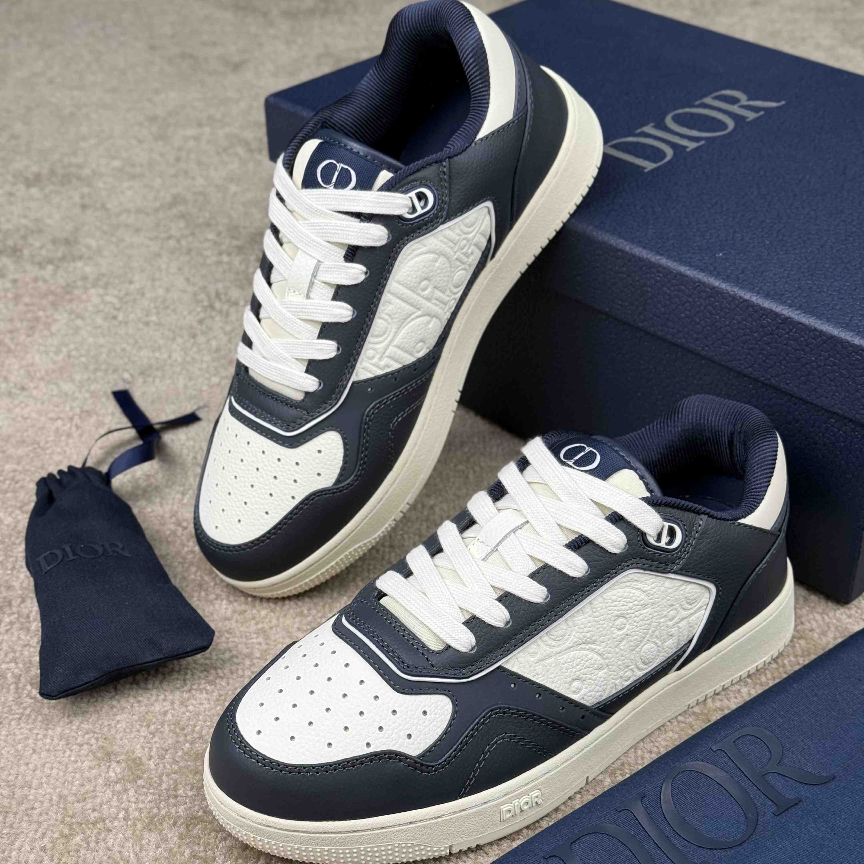 Dior B27 Uptown Low-Top Sneaker  - DesignerGu