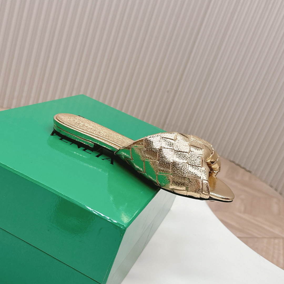 Bottega Veneta Blink Flat Mule - DesignerGu