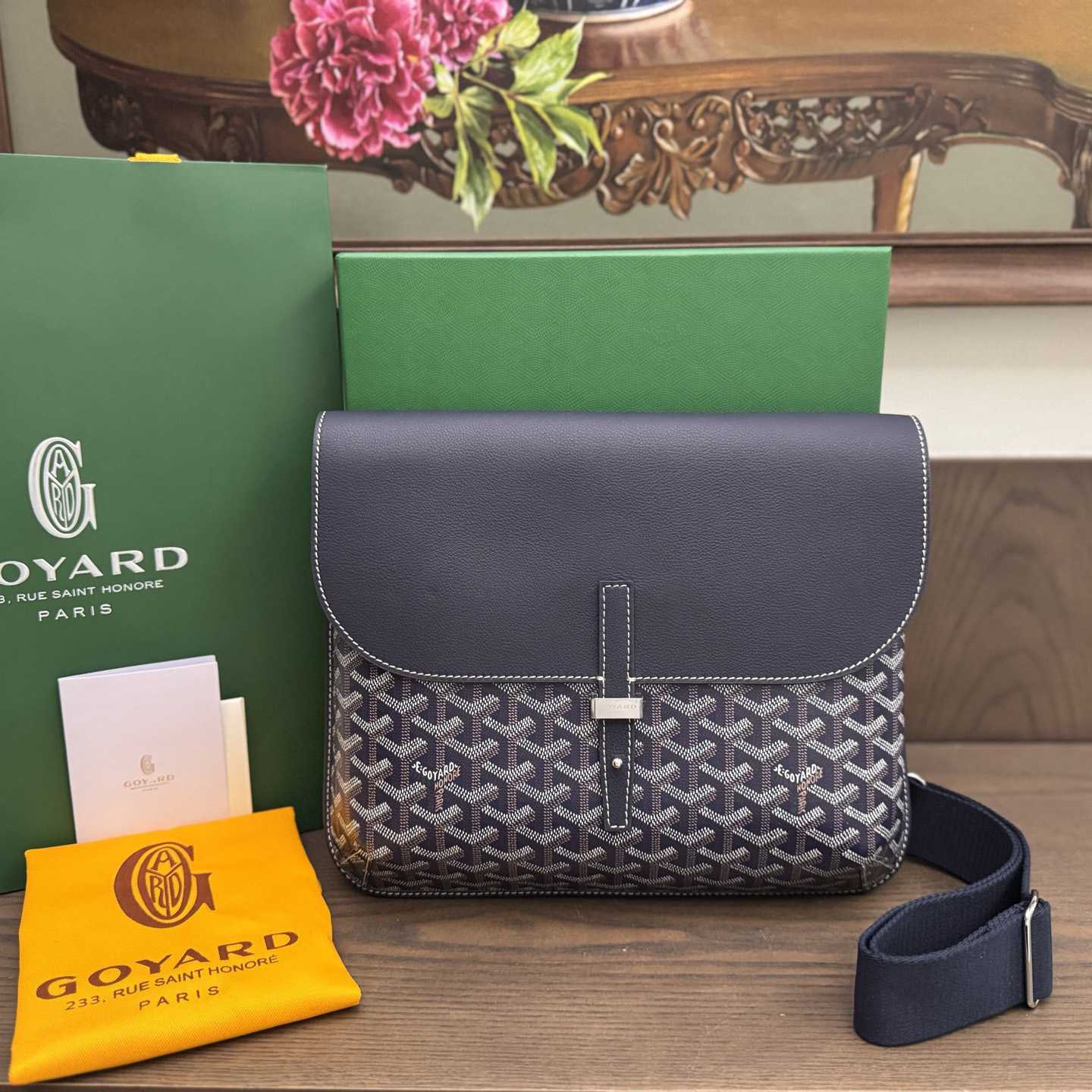 Goyard Coursier Messenger Bag - DesignerGu