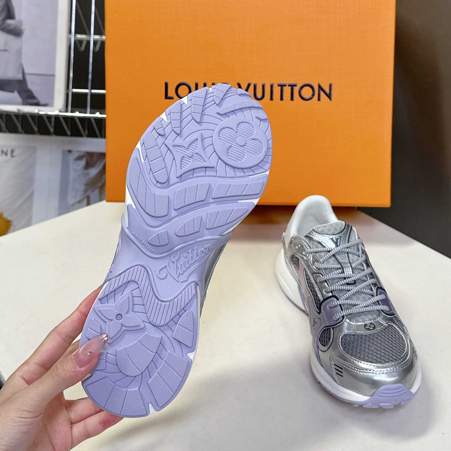 Louis Vuitton LV Olympia Sneaker   1AHOM6 - DesignerGu